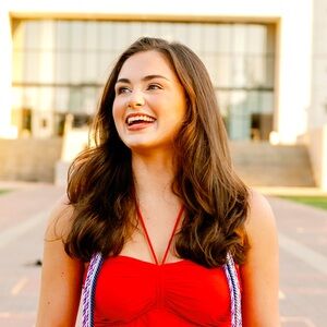 Meet your Posher, Maeghan